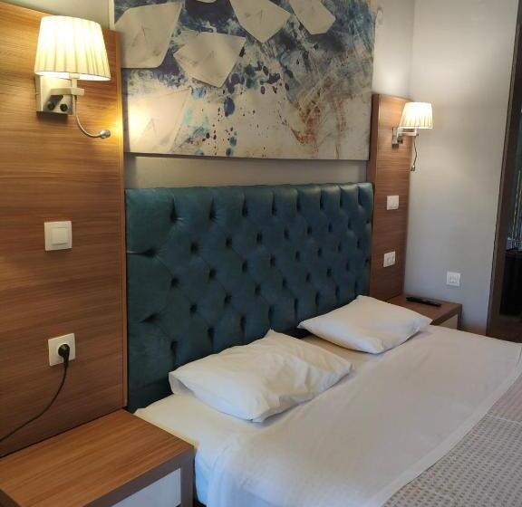 سوییت, Opera Blue Hotel Gouvia Corfu