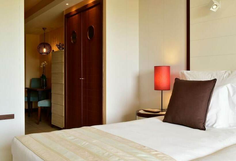 Номер Стандарт Вид на Бассейн, Pestana Porto Santo Premium All Inclusive Beach & SPA Resort