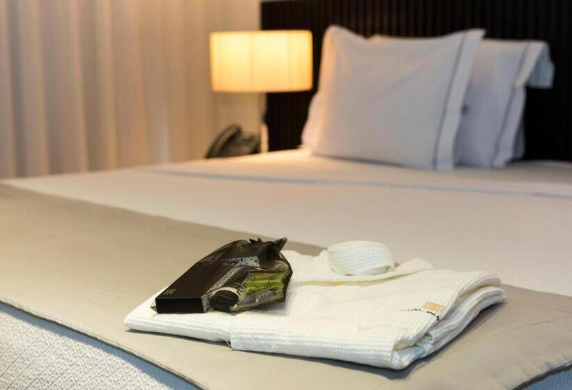 豪华套房, Pérola