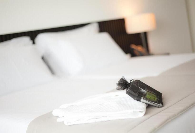 高级海景房, Pérola