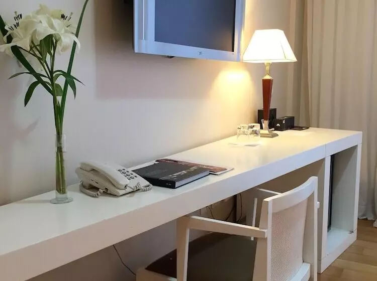 اتاق لوکس با وان آب گرم, Purobaires Hotel Boutique