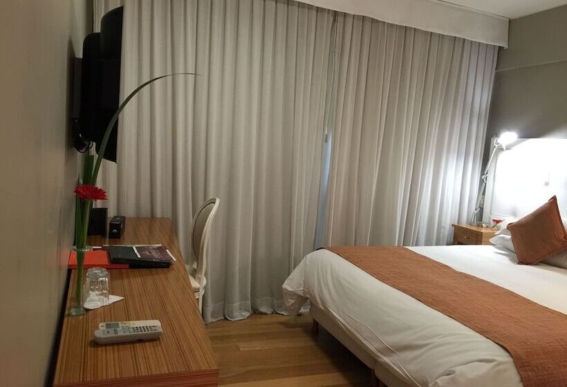 اتاق لوکس با وان آب گرم, Purobaires Hotel Boutique