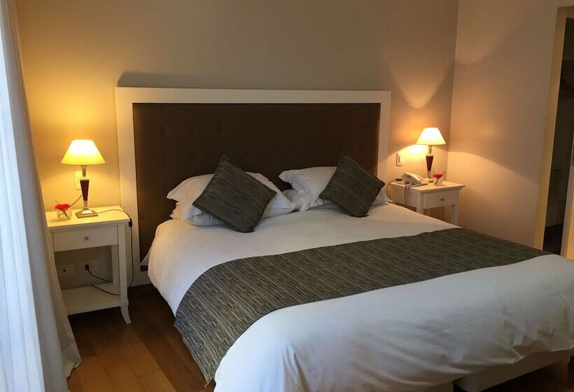 اتاق لوکس با وان آب گرم, Purobaires Hotel Boutique
