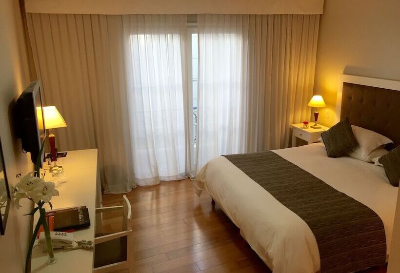 اتاق لوکس با وان آب گرم, Purobaires Hotel Boutique