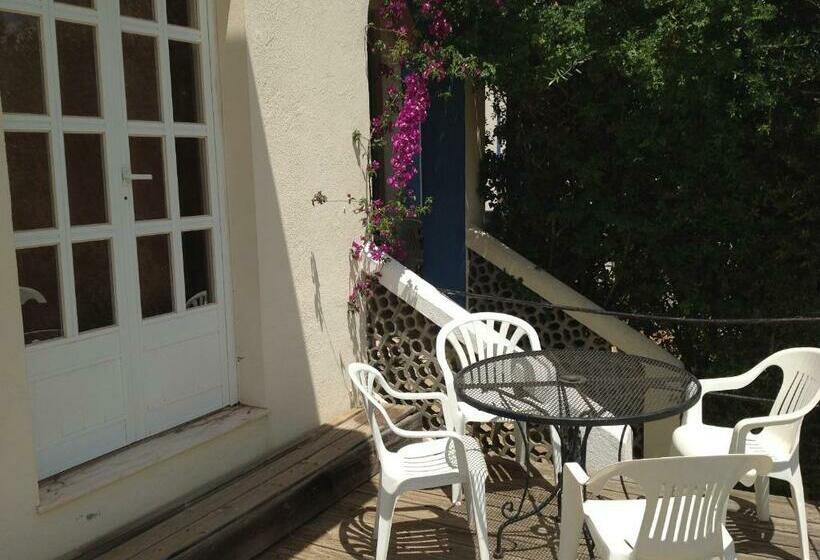 اتاق خانوادگی, Quinta Do Atlantico