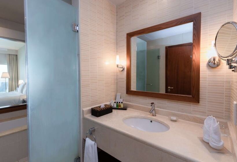 سوئیت 2 خوابه, Radisson Blu Resort Fujairah