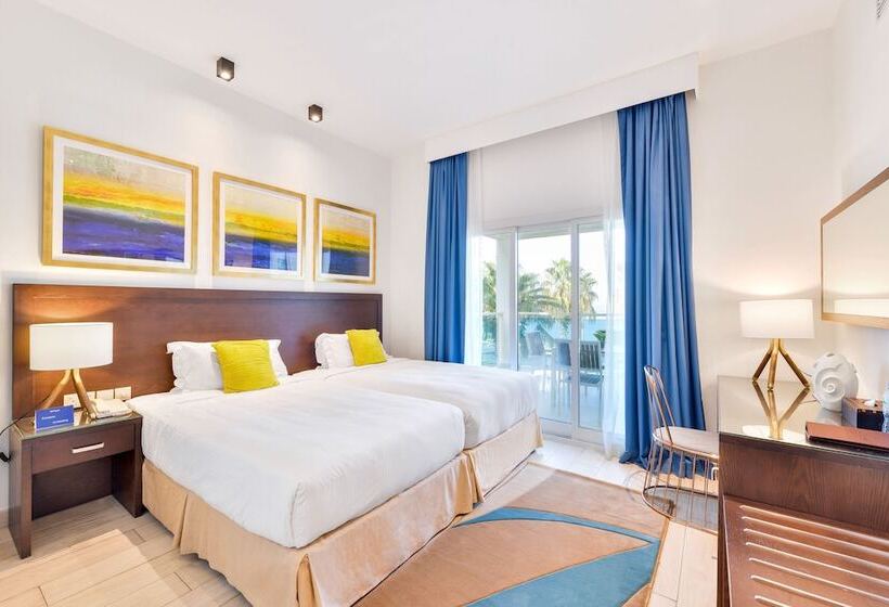 3 Bedroom Suite, Radisson Blu Resort Fujairah