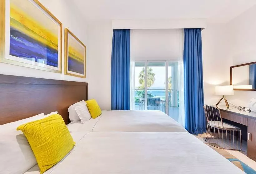 3ベッドルームスイート, Radisson Blu Resort Fujairah