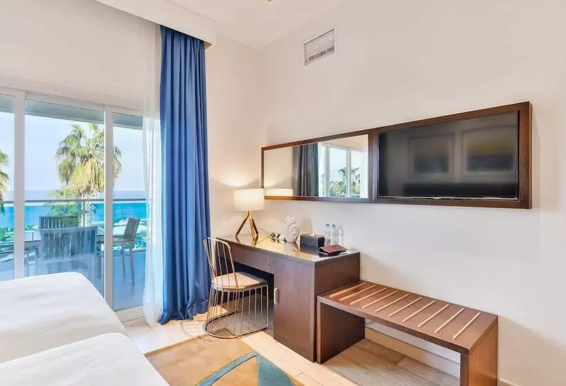 3ベッドルームスイート, Radisson Blu Resort Fujairah