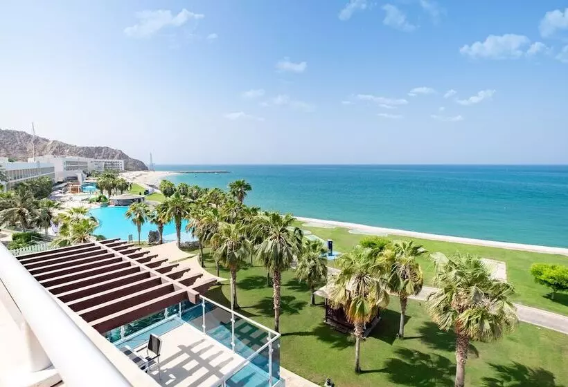 オーシャンビュースイート, Radisson Blu Resort Fujairah