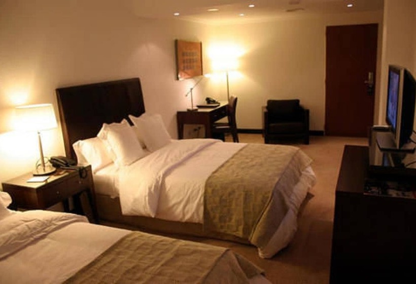 חדר דלוקס, Ros Tower