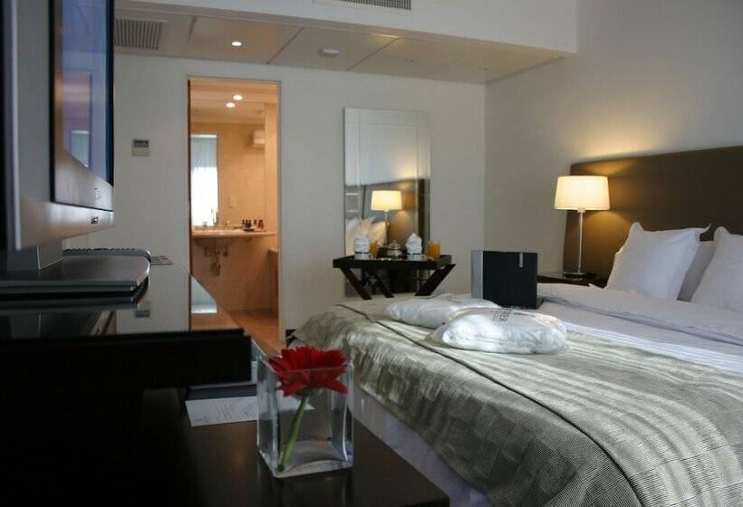 סוויטה אקזקיוטיב, Ros Tower