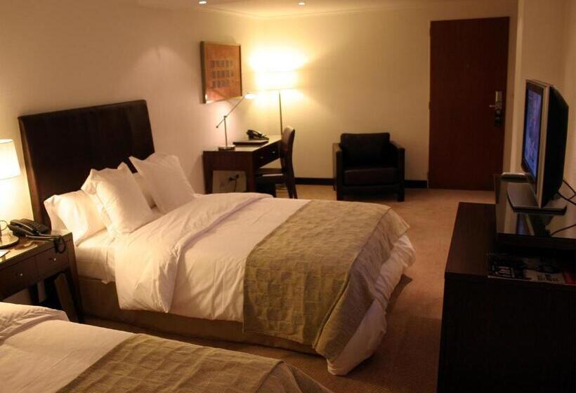 חדר דלוקס, Ros Tower