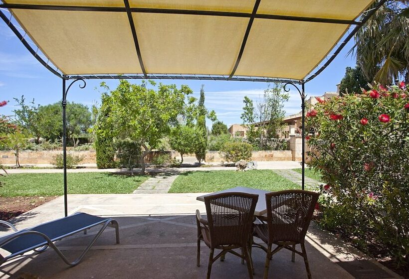 غرفة قياسية مزوَّدة بتراس, Agroturisme Na Martina