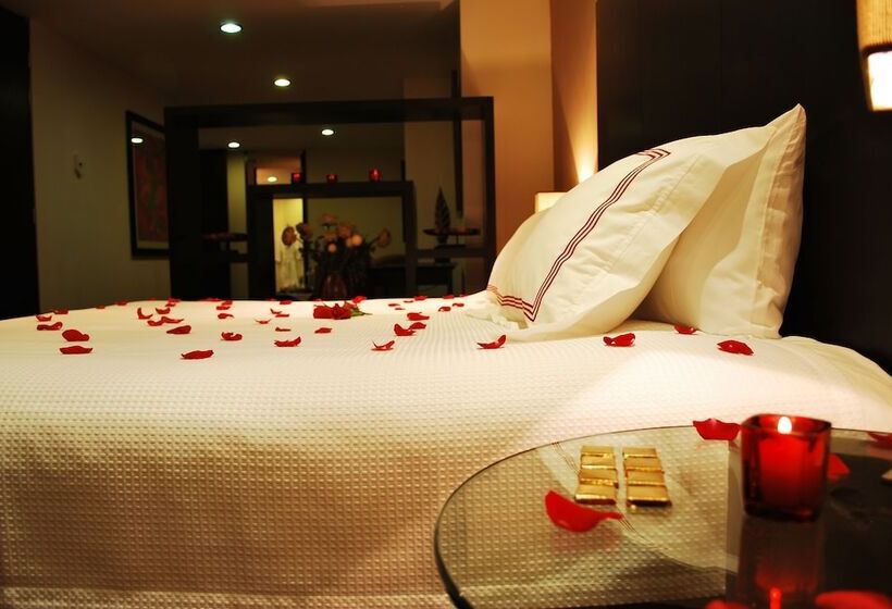 سوییت سوپریور, Santa Rita Hotel Del Arte