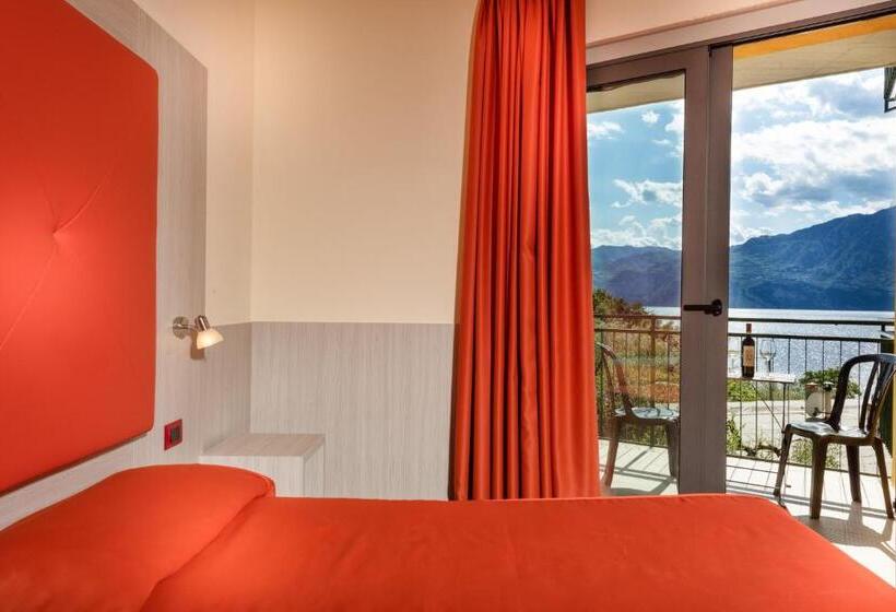 シングルデラックスルーム, Sole Malcesine