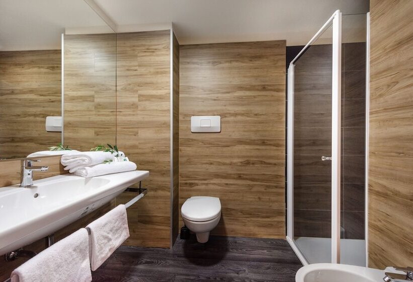 シングルデラックスルーム, Sole Malcesine