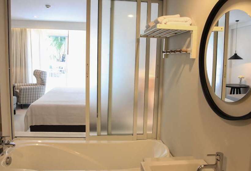 带泳池观景的豪华房, Sugar Marina Hotel   Fashion   Kata Beach   Sha Extra Plus