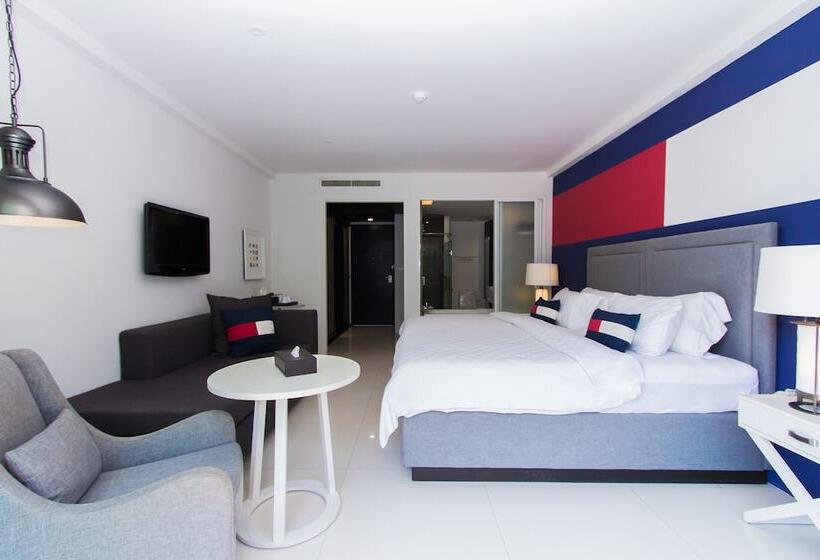 带泳池观景的豪华房, Sugar Marina Hotel   Fashion   Kata Beach   Sha Extra Plus