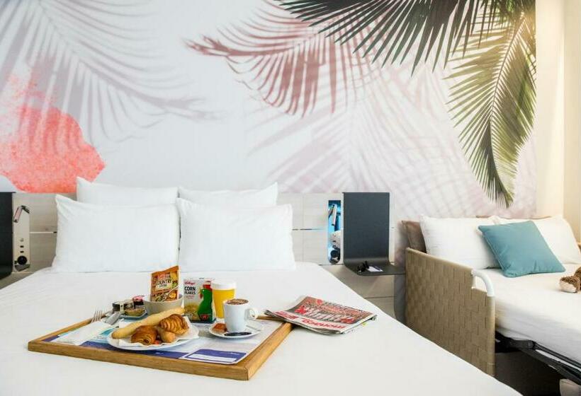 اتاق سوپریور خانوادگی, Novotel Montecarlo