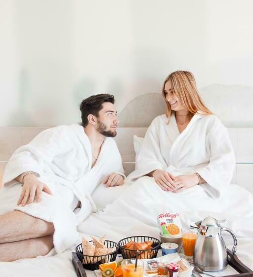 اتاق اجرایی, Novotel Montecarlo