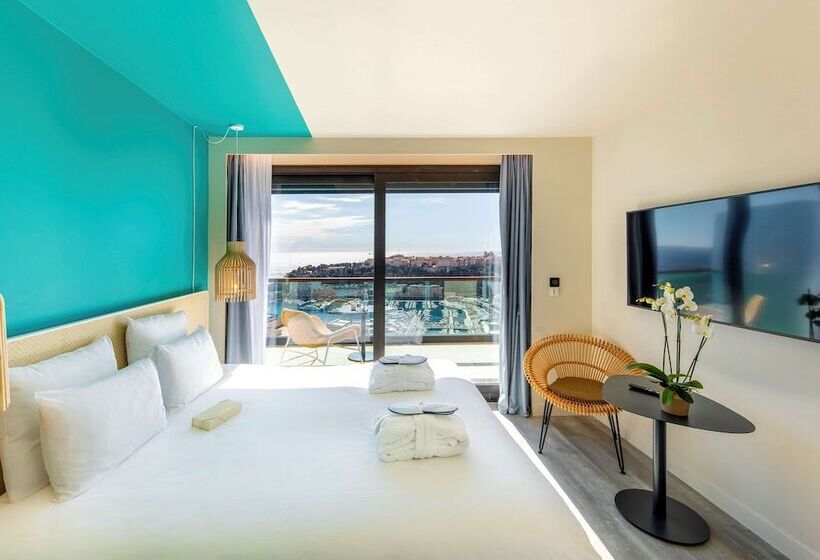 سوییت جونیور با چشم‌انداز دریا, Novotel Montecarlo