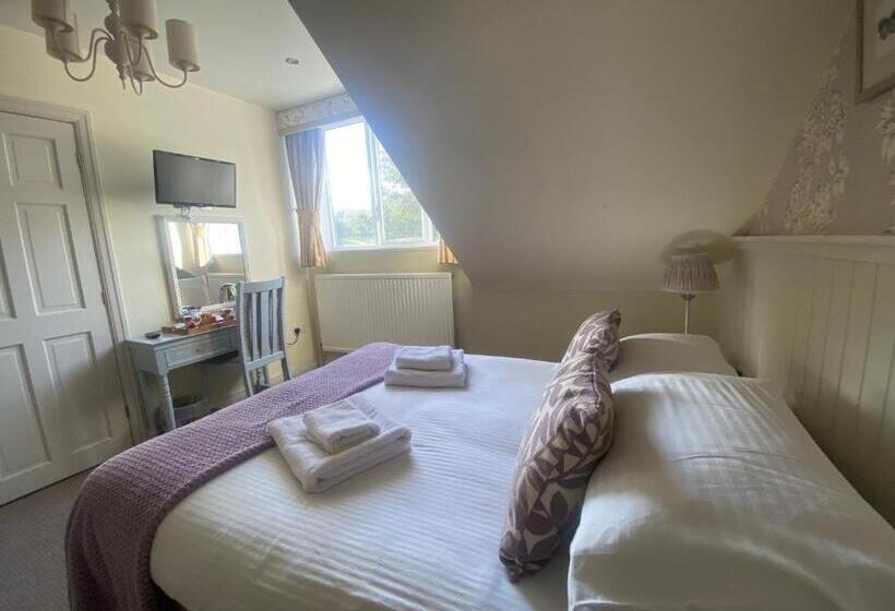 חדר בסיסי, The Gateway