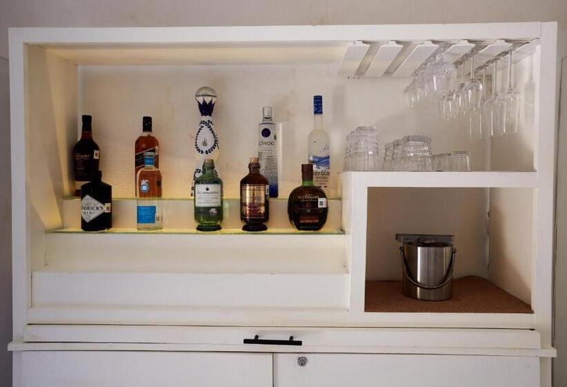 سوئیت با تخت بزرگ, Roc Luxe Tulum