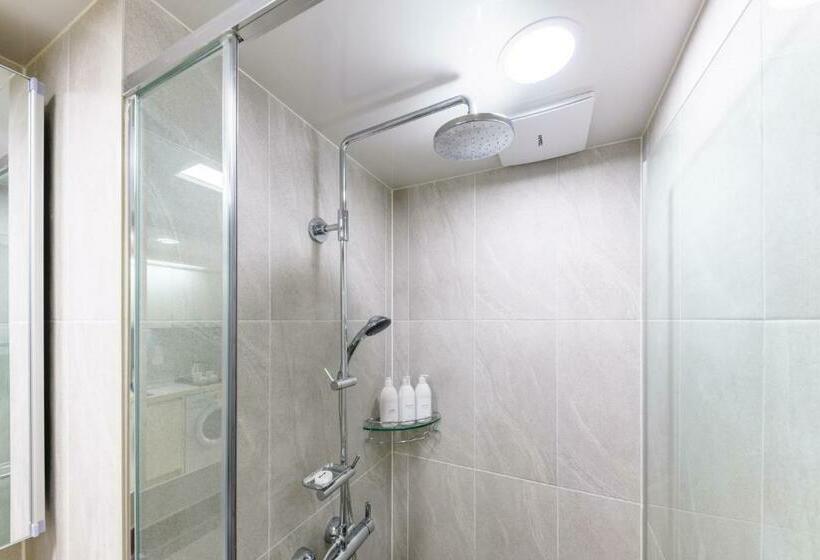 Quarto Familiar, Shin Shin Hotel Seogwipo