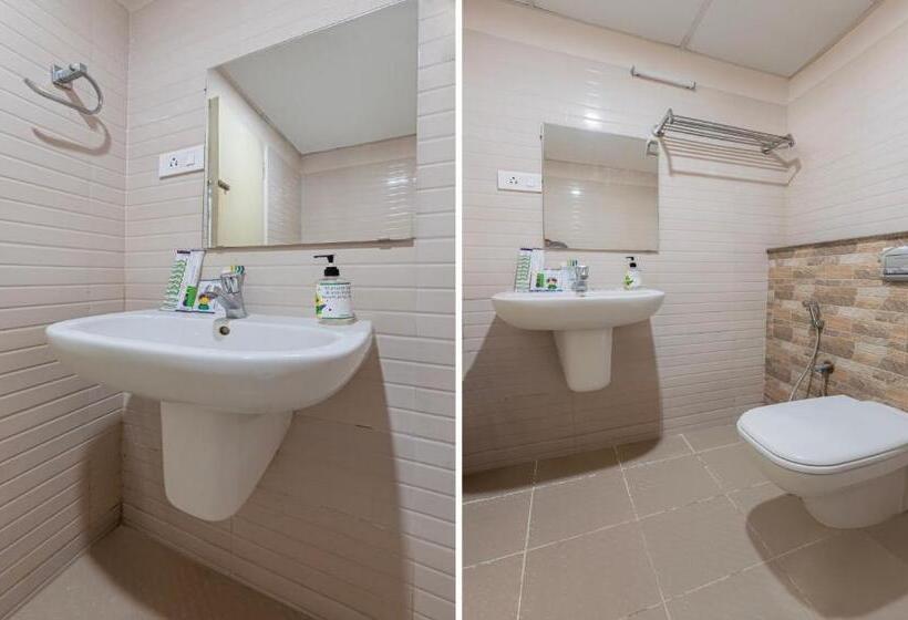 Номер Deluxe, Treebo Aptin