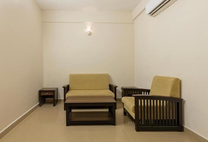 Номер Deluxe, Treebo Aptin