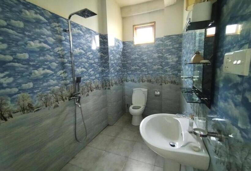 Deluxe Rum, Village Mango Resort Yala