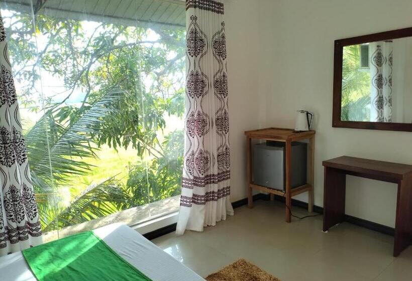 Standardrum med Terrass, Village Mango Resort Yala