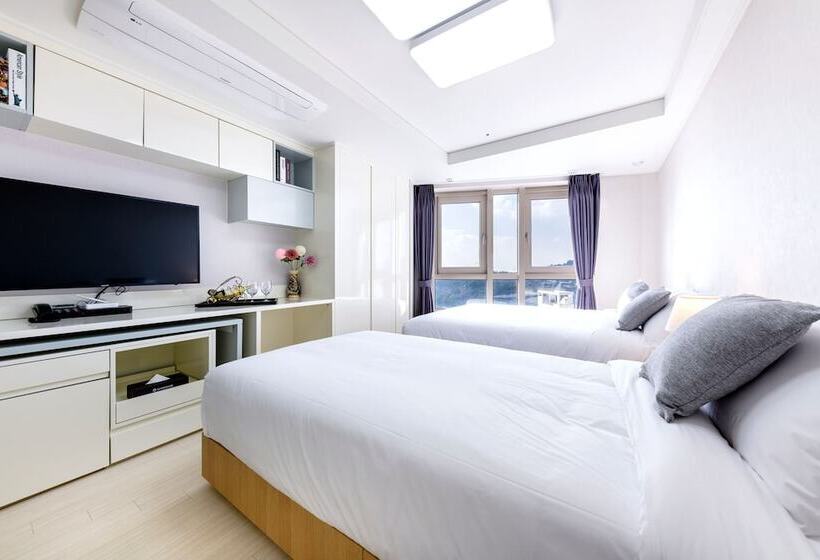 Quarto Familiar, Shin Shin Hotel Seogwipo