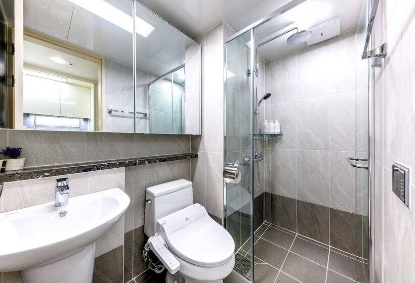 Quarto Familiar, Shin Shin Hotel Seogwipo