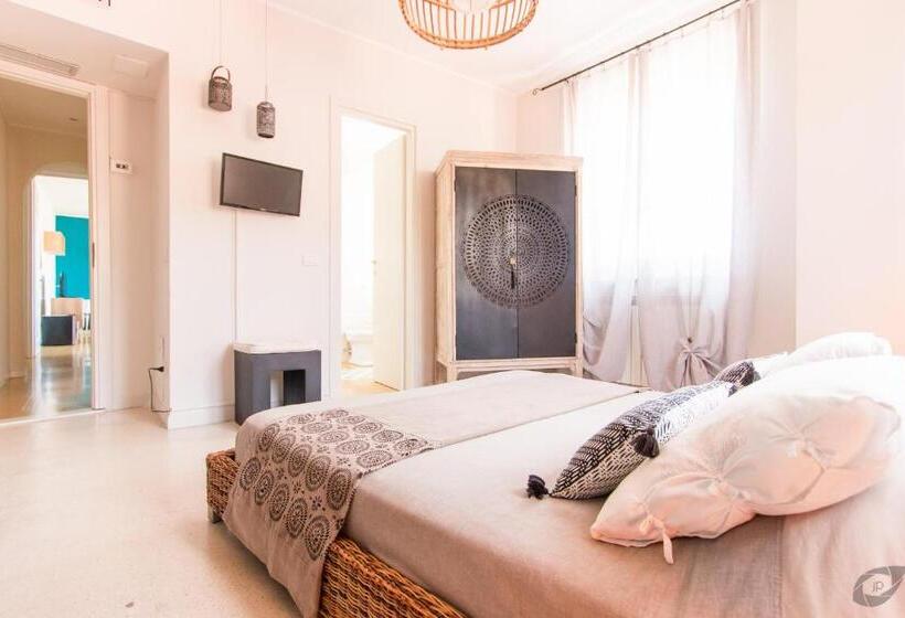 デラックスルーム, Le Camere Pietrasantine   Centro Storico