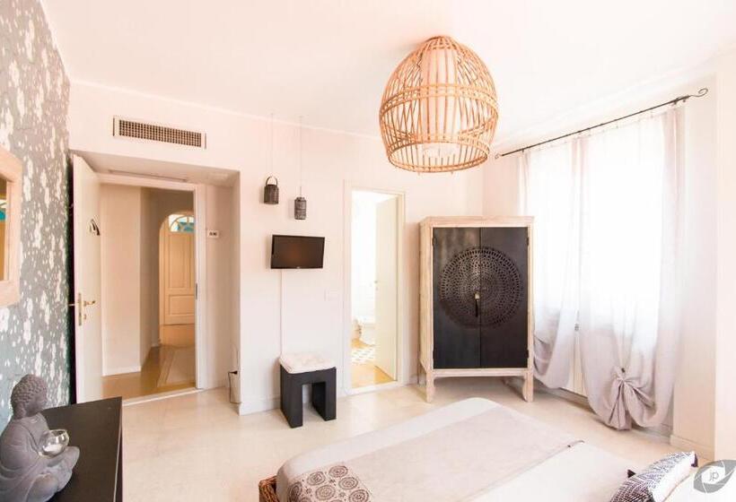 デラックスルーム, Le Camere Pietrasantine   Centro Storico