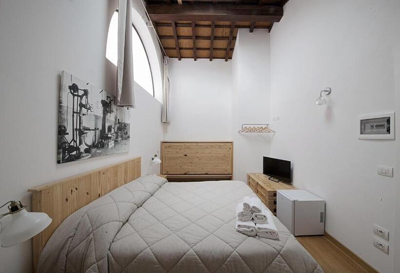 スタンダードトリプルルーム, Le Camere Pietrasantine   Centro Storico