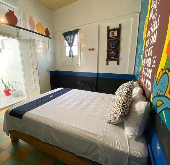 اتاق استاندارد با تخت بزرگ, Chuchumbé Hotel & Hostal