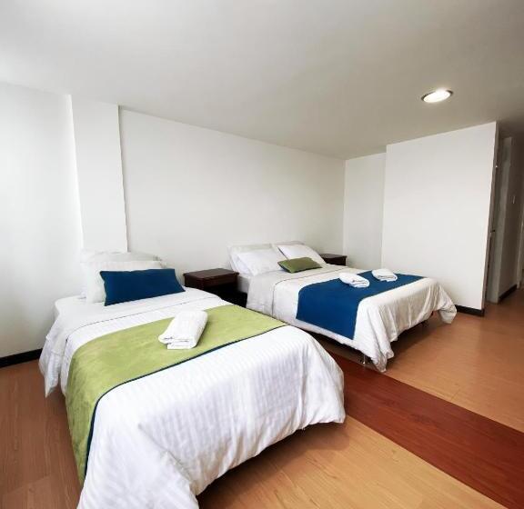 スタンダードトリプルルーム, 3.015 Aquitania