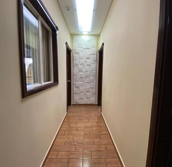 Basis Zimmer, Casaboutique