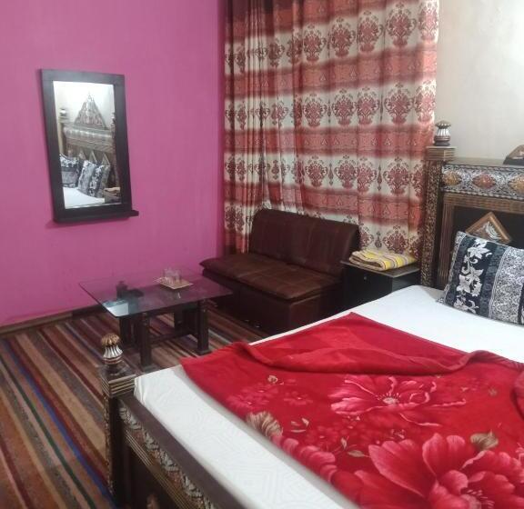 اتاق لوکس, Grace One