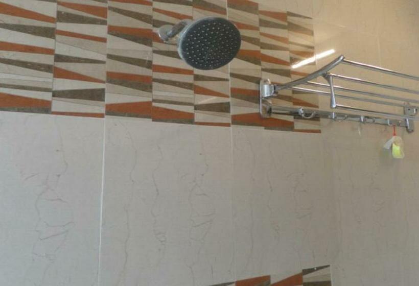 חדר סטנדרט, Saiprasad Executive Solapur