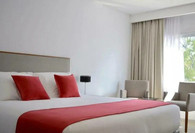 キングサイズベッドのスタンダードルーム, Lincoln Green Hotel And Spa Argentina