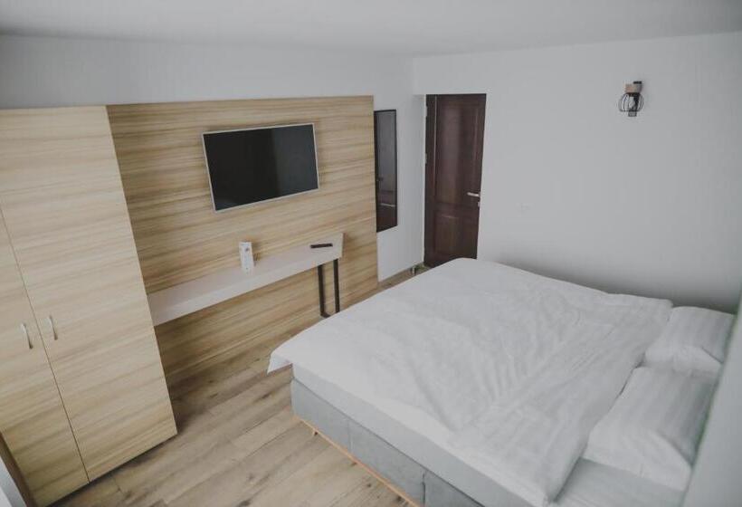 キングサイズベッドのスタンダードルーム, Altitude Guest House Ranca