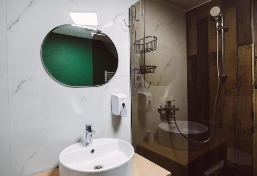 4인용 스탠다드 룸, Altitude Guest House Ranca