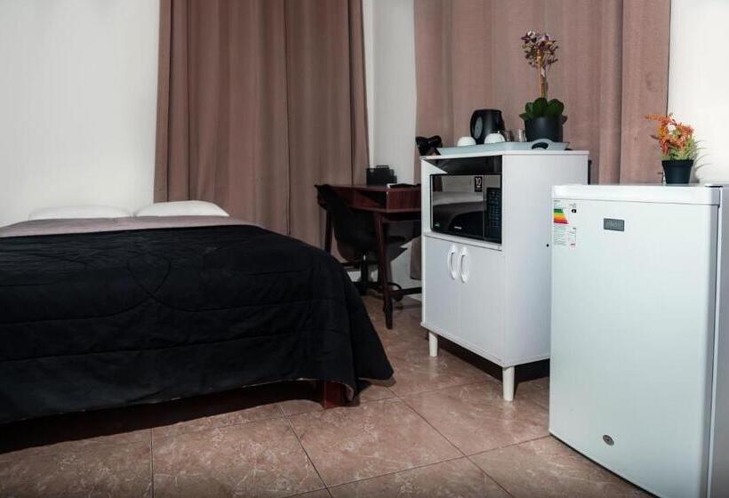 اتاق اکونومی, Gran Imperial Avenida