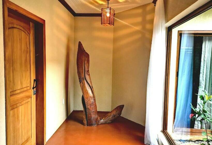 اتاق لوکس با تخت بزرگ, Vive Utila   Bed & Breakfast