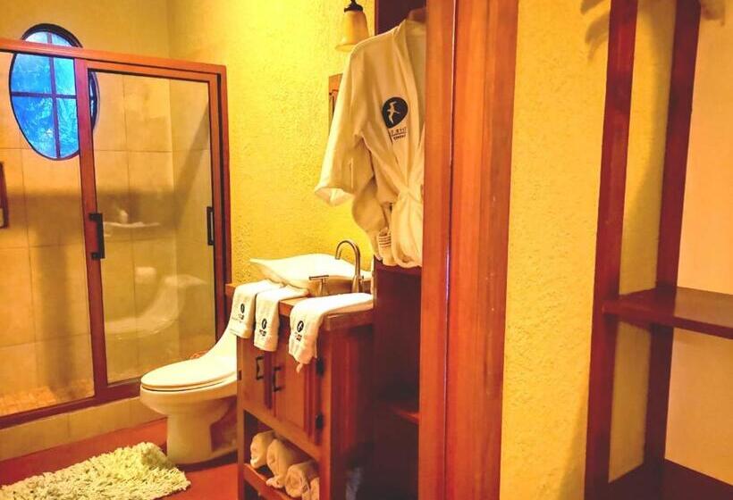 اتاق استاندارد با تخت بزرگ, Vive Utila Bed & Breakfast