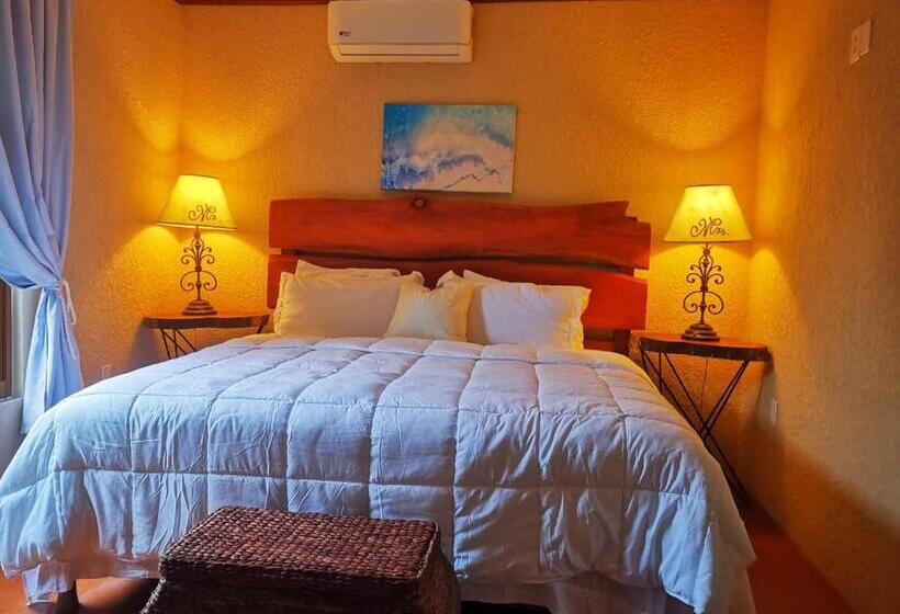 اتاق استاندارد با تخت بزرگ, Vive Utila Bed & Breakfast